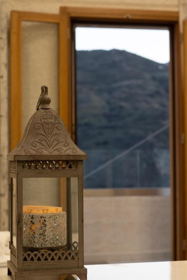 The Mountain House - Authentic Cretan Hideaway - Breathtaking And Nature Views Tourlotí Esterno foto